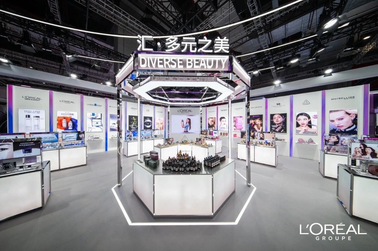 深圳展覽設(shè)計公司帶你看2023進博會最具有創(chuàng)意00家企業(yè)展臺（歐萊雅展臺）4